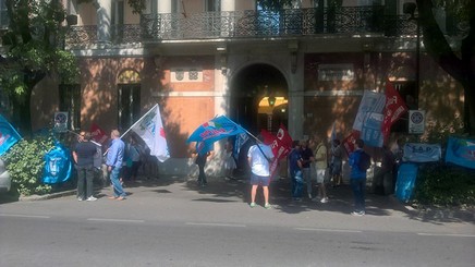 11 luglio 2016 Modena: continua la protesta della polizia penitenziaria. Domani presidio davanti alla Prefettura e incontro con il Prefetto.